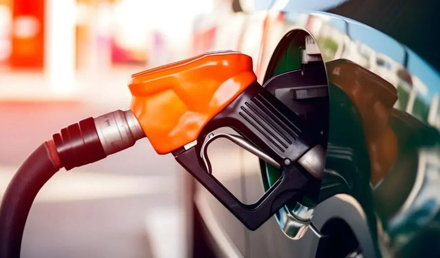 Benzin ve motorine indirim geldi