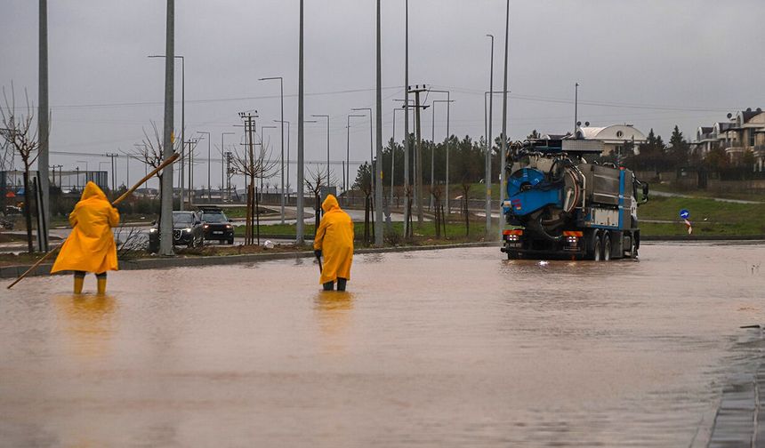 DİSKİ’den yağışlara karşı anında müdahale