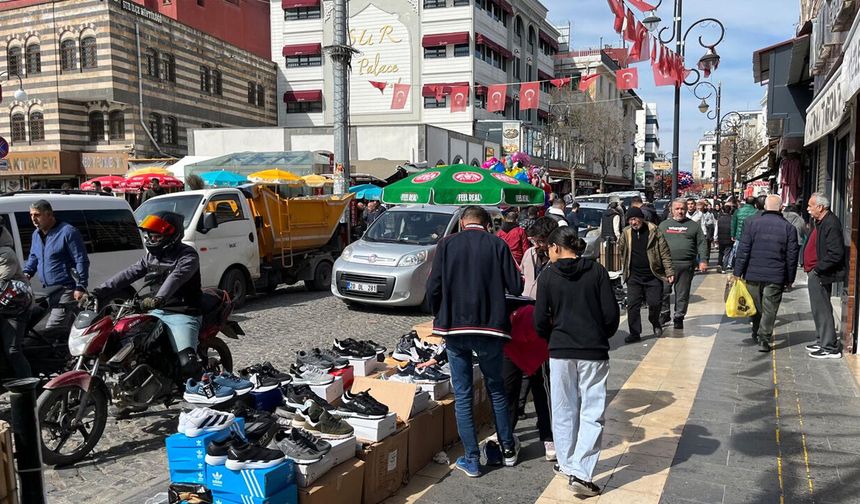 Diyarbakır’da arife günü nefes kesen yoğunluk