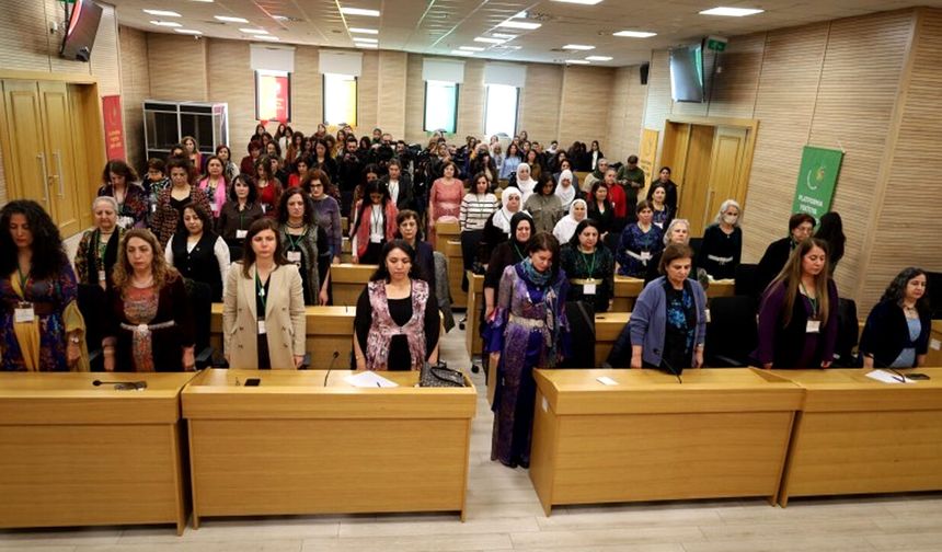 Kadınlar Diyarbakır’dan, “ulusal birlik” çağrısı yaptı