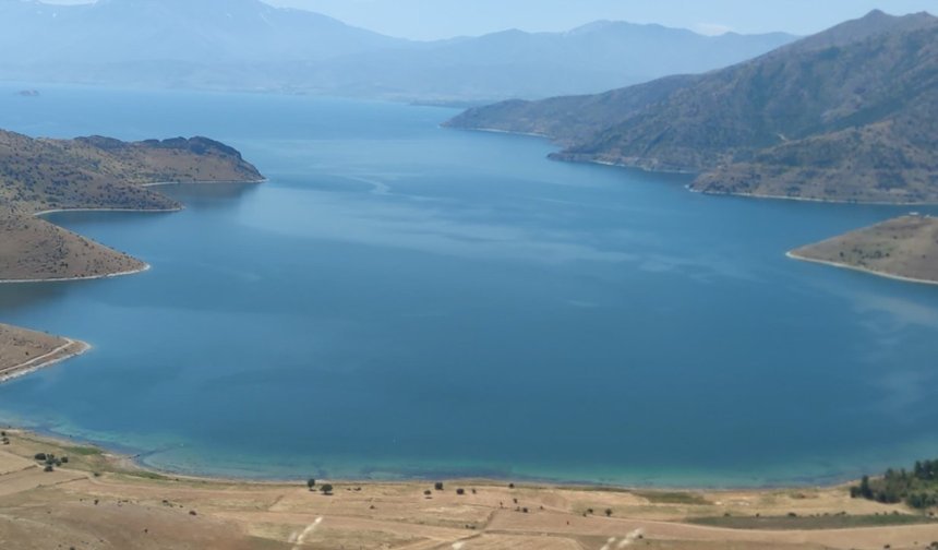 Van Gölü derinliklerindeki sır