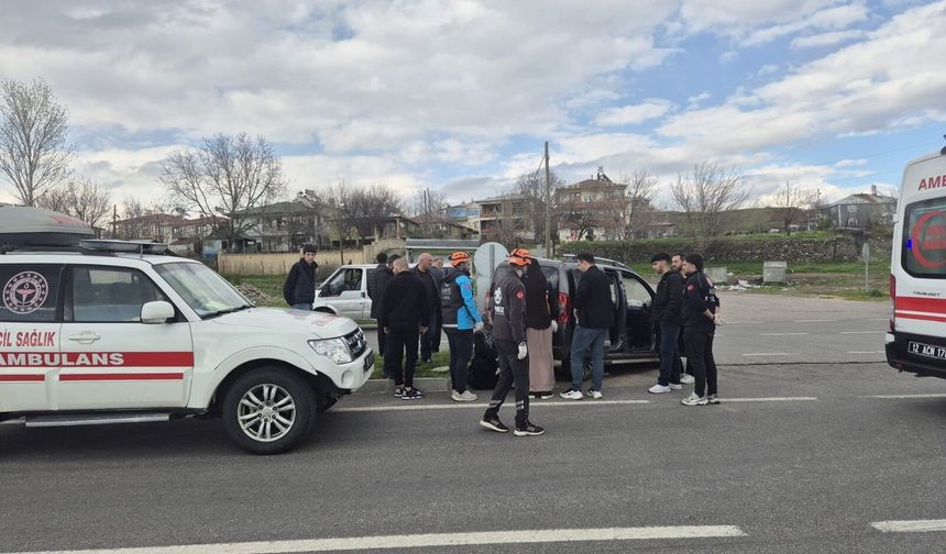 Bingöl'de trafik kazası: 7 yaralı