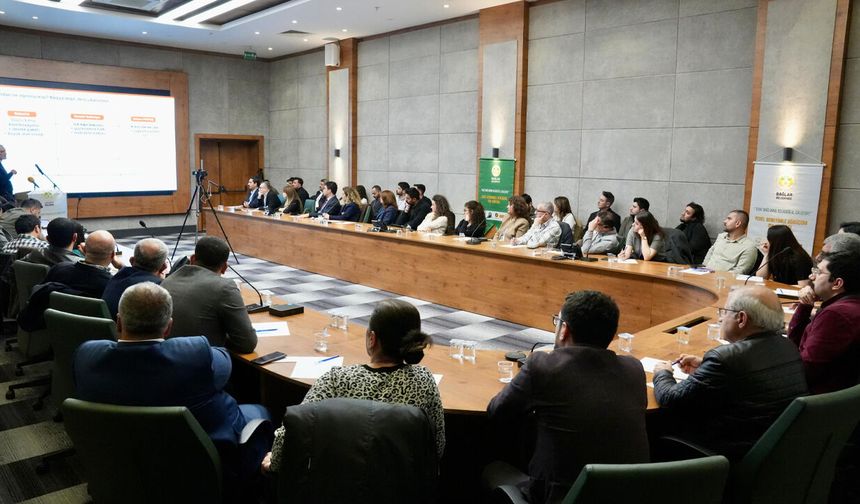 Diyarbakır'da Bağlar'ın geleceği masaya yatırıldı