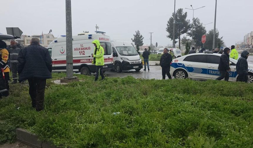 Diyarbakır'da iki araç çarpıştı: 4 yaralı