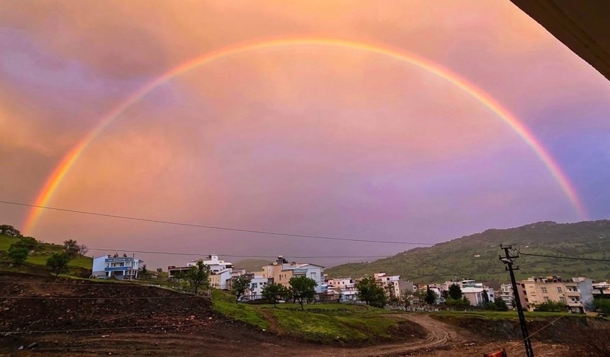 Diyarbakır’da yağmur sonrası gökkuşağı sevinci