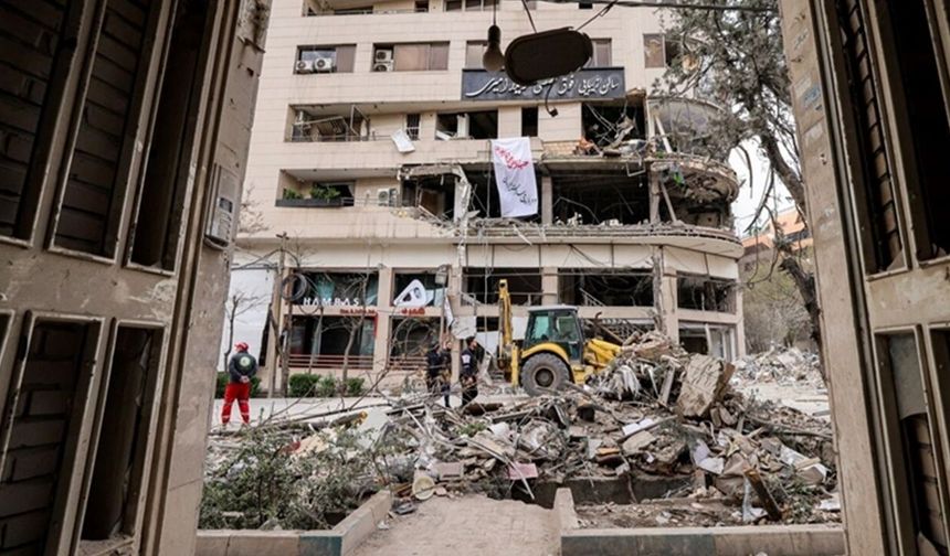 İran’da 115 binden fazla yapı hasar gördü