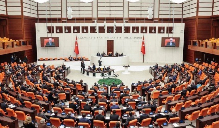 Bütçe Komisyonu'nda ‘sahte para' gerilimi