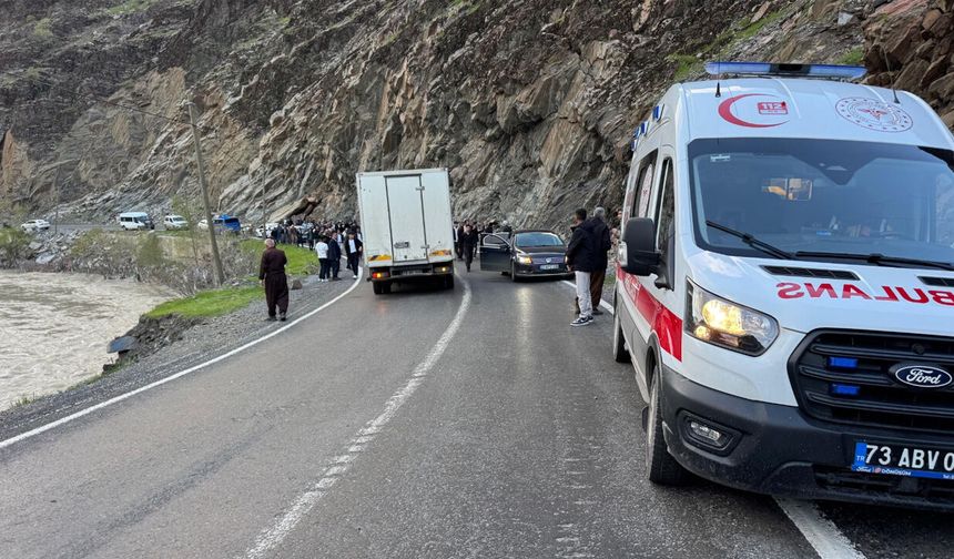 Şırnak'ta kayalıklardan düşen kişi yaralandı