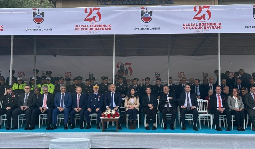 Diyarbakır’da 23 Nisan coşkuyla kutlandı