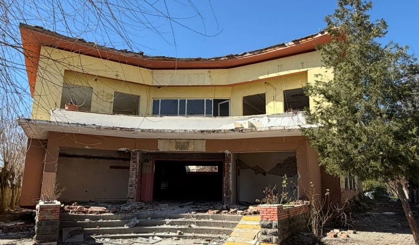 Diyarbakır’da 66 yıllık eğitim kurumu için yıkım zamanı