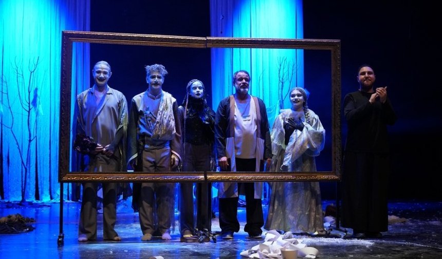 Amed Tiyatro Festivali 10’uncu gününde