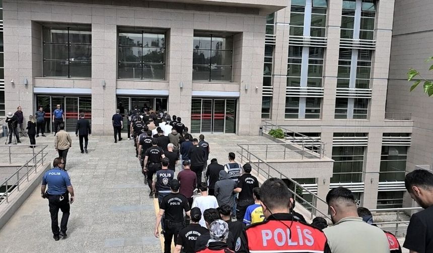 Batman merkezli 17 ilde dev siber operasyon: 87 tutuklama