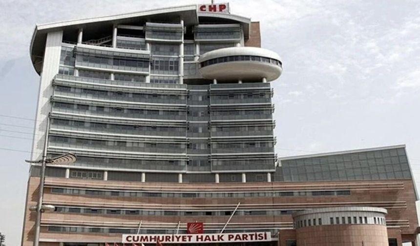CHP Genel Merkezi: Geri adım yok, mücadeleye devam