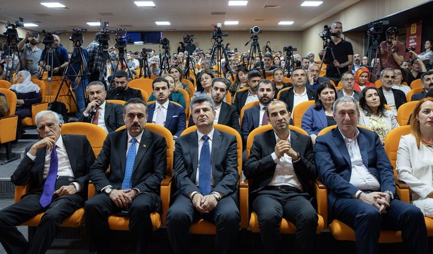 Duhok Valisi Ali Tatar, Diyarbakır’da konuştu