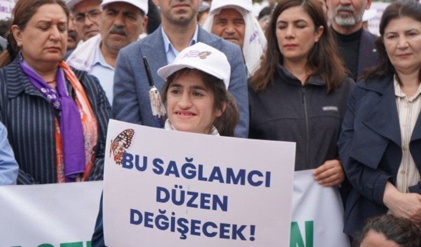 Diyarbakır’da‘ Engelliler Onur Yürüyüşü’