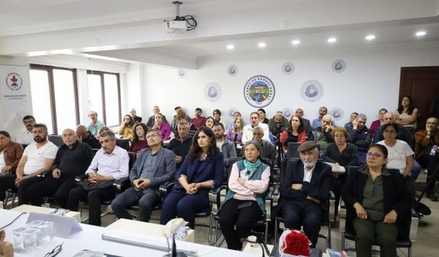 Dersim İHD’de panel: Kalıcı barış için adalet ve yüzleşme sağlanmalı