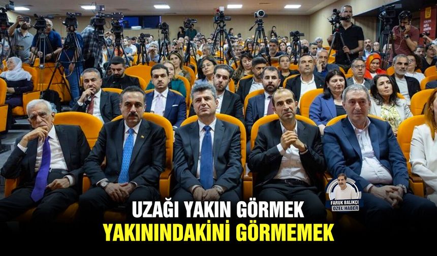 Uzağı yakın görmek, yakınındakini görmemek