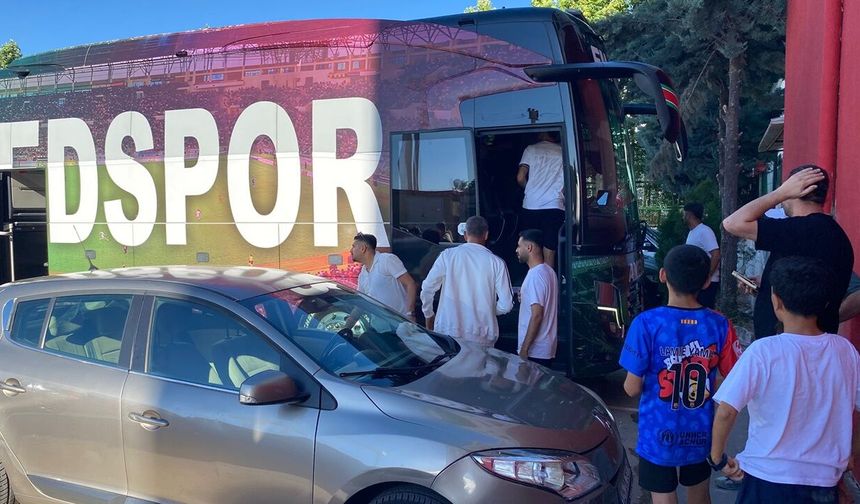 Amedspor Erzurum kampı için yola çıktı