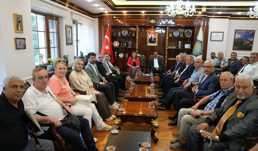 Uluslararası Basın Konfederasyonundan Diyarbakır Eşbaşkanlarına ziyaret