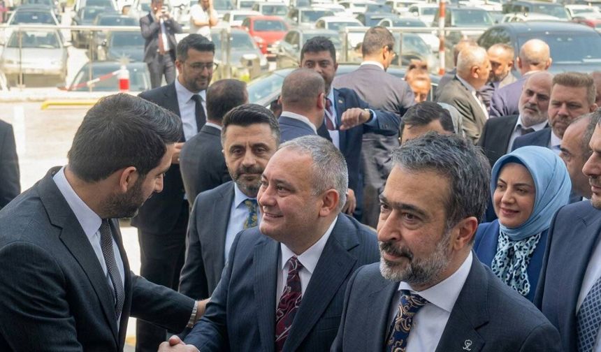 CHP'den AK Parti'ye geçişler devam ediyor
