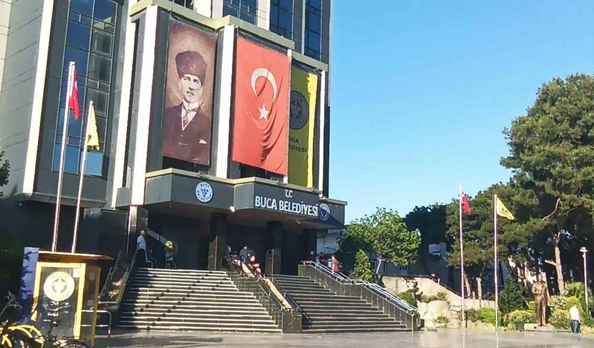 Bir belediyeye daha operasyon; 50 kişi için gözaltı işlemi
