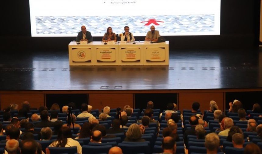 Kürt Dil Konferansı: Şiarımız dili yaşatmak olmalı