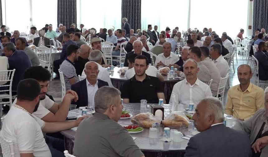 Mardin'de barış yemeği