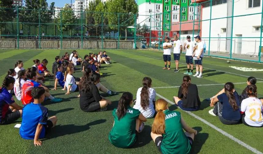 Amedspor kadının takımının seçmeleri başladı