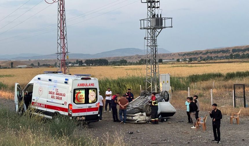 Takla atan otomobilde 3 yaralı