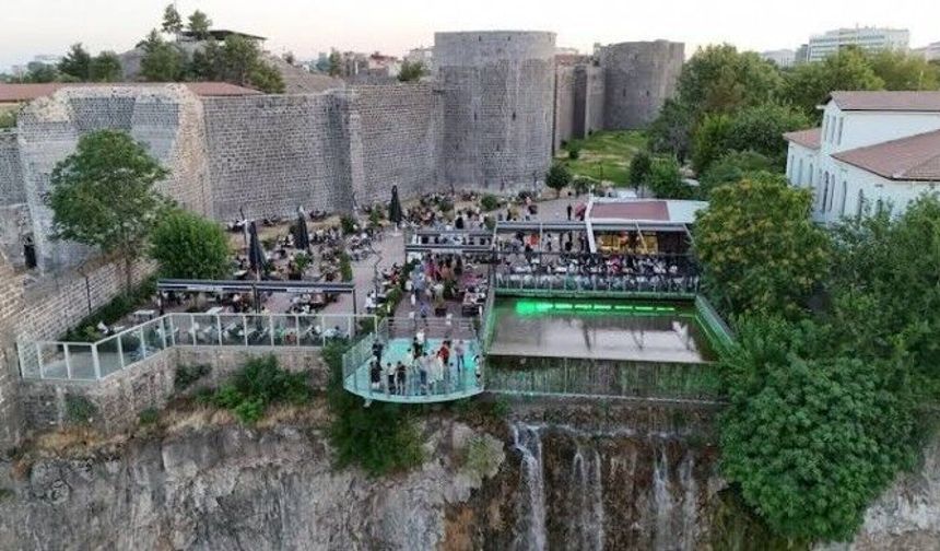 Diyarbakır Büyükşehir sosyal tesisine silahlı saldırı