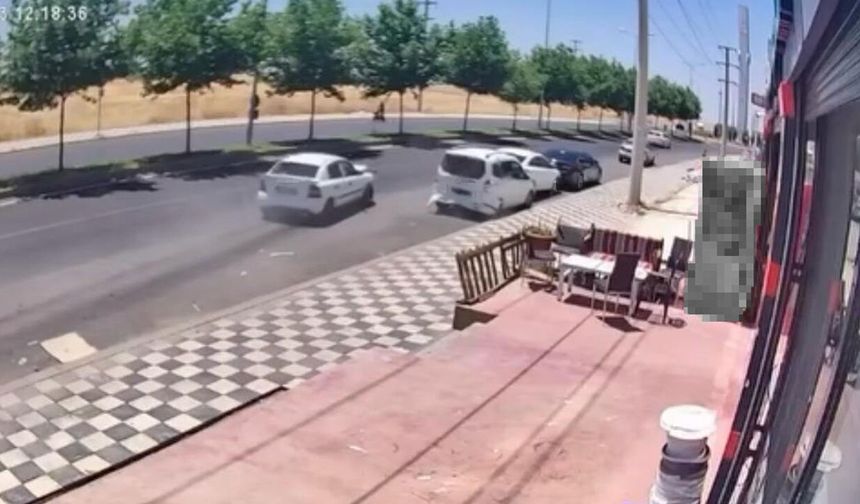 Diyarbakır’da araçlar sırayla çarpıştı