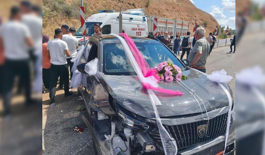 Düğün konvoyunda kaza: 9 yaralı