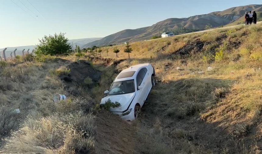 Şarampole devrilen otomobilde 6 yaralı