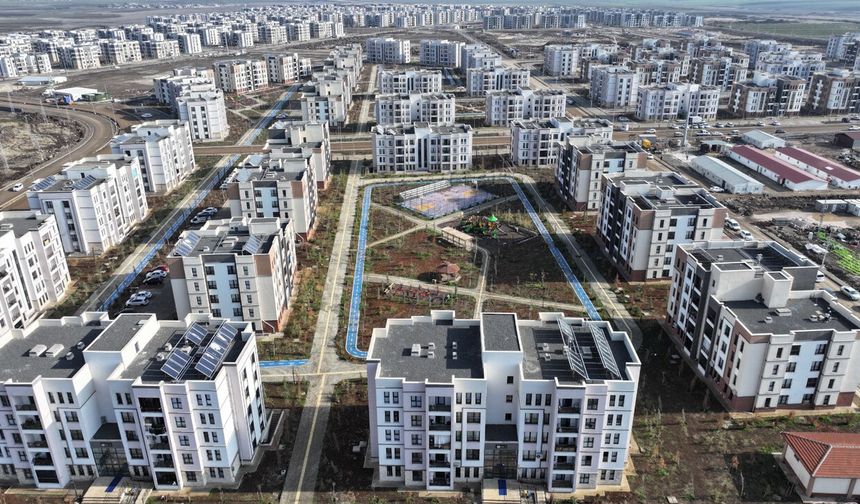 Konut satışlarında ters orantı: Yabancılarda artış, vatandaşta gerileme
