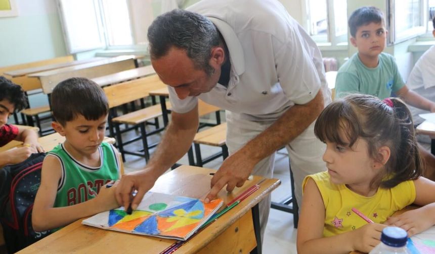 Diyarbakır'da 3 bin öğrenci yaz tatilinde kurslarda eğitim alıyor