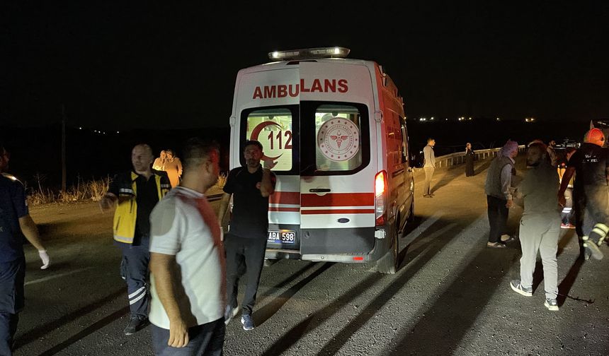 Şanlıurfa'da 2 yolcu otobüsü kafa kafaya çarpıştı