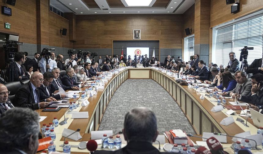 Çerçeve yasa için Meclis mesaisi yarın başlıyor