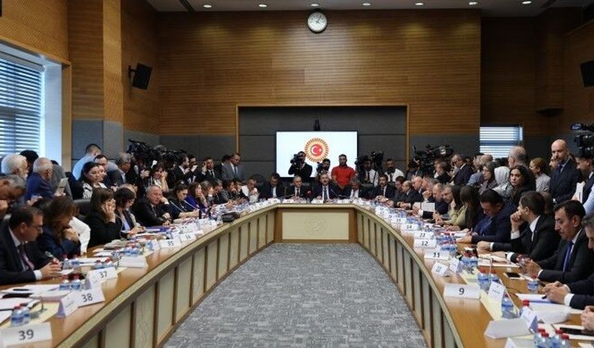 CHP: Silahsızlanma olacak ama demokratikleşme de olmalı