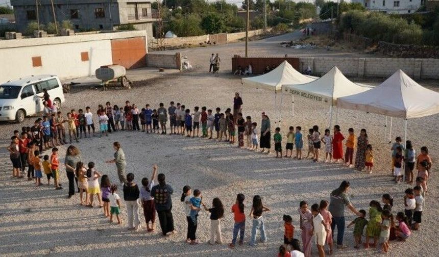 Mardin Derik’te çocuklar ritim ve müzik atölyesinde buluştu