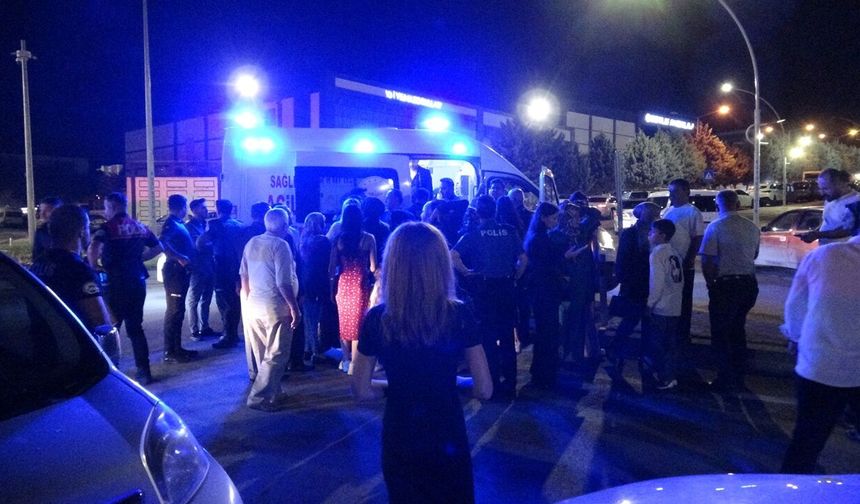 Halayda "elini tuttun" kavgasında 3 yaralı