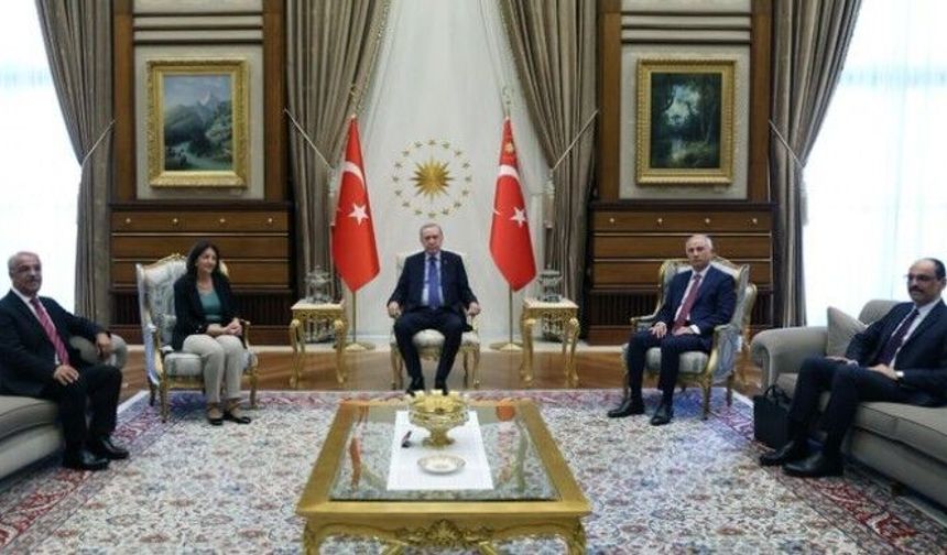 Erdoğan İmralı Heyeti görüşmesi 1 saat 40 dakika sürdü