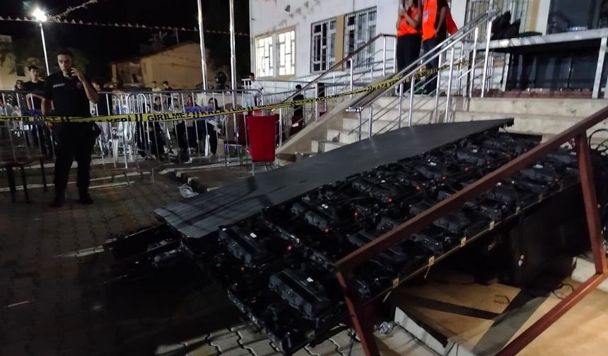 Elazığ’da festivalden kötü haber: Led ekran devrildi, 5 yaralı