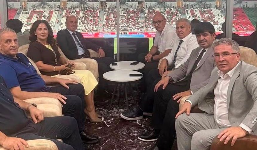 MHP'li isim de Amedspor maçını stattan izledi