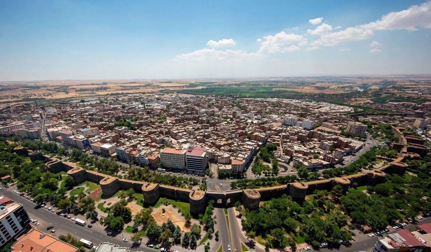 Diyarbakır’da aşırı sıcaklık turizmi vurdu