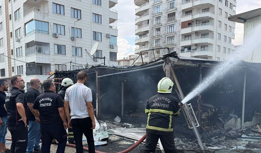 Şanlıurfa'da iş yerinde yangın