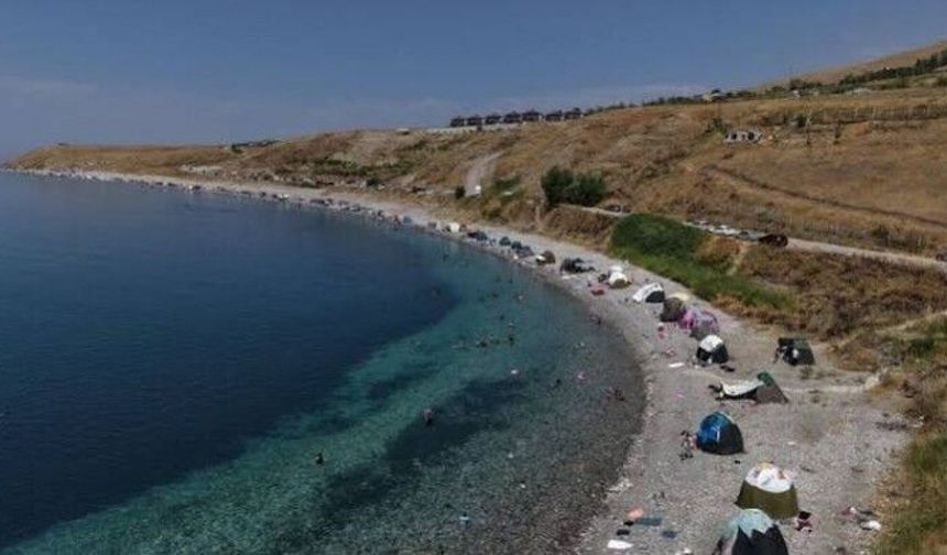 Turist Van Gölü’nde kayboldu