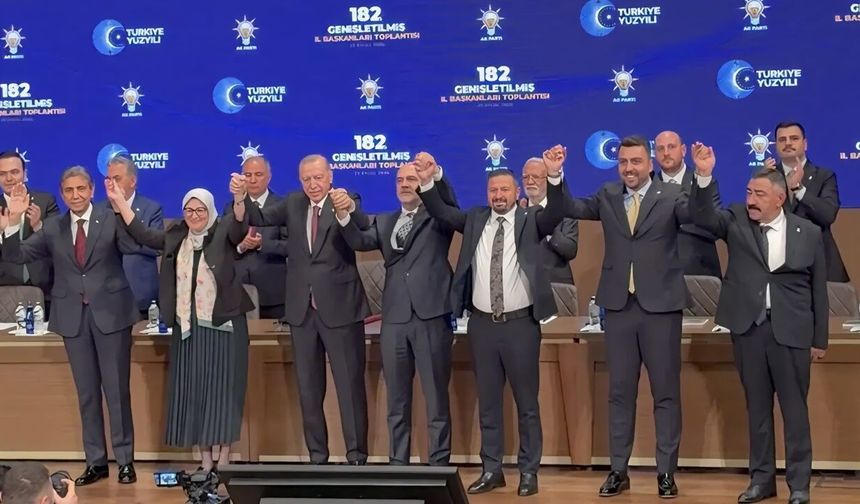 Marmara Adalar Belediye Başkanı AK Parti’ye katıldı