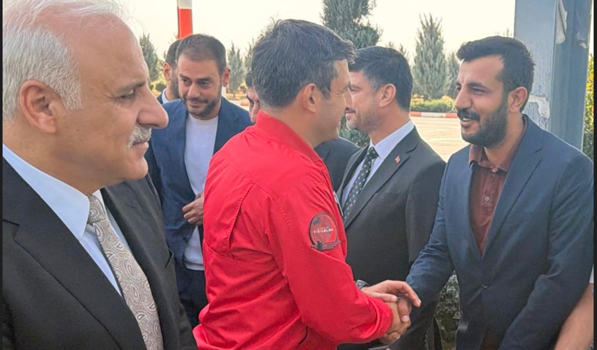 Selçuk Bayraktar Diyarbakır'da