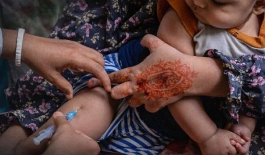 Kızamık salgınında 986 çocuk yaşamını yitirdi