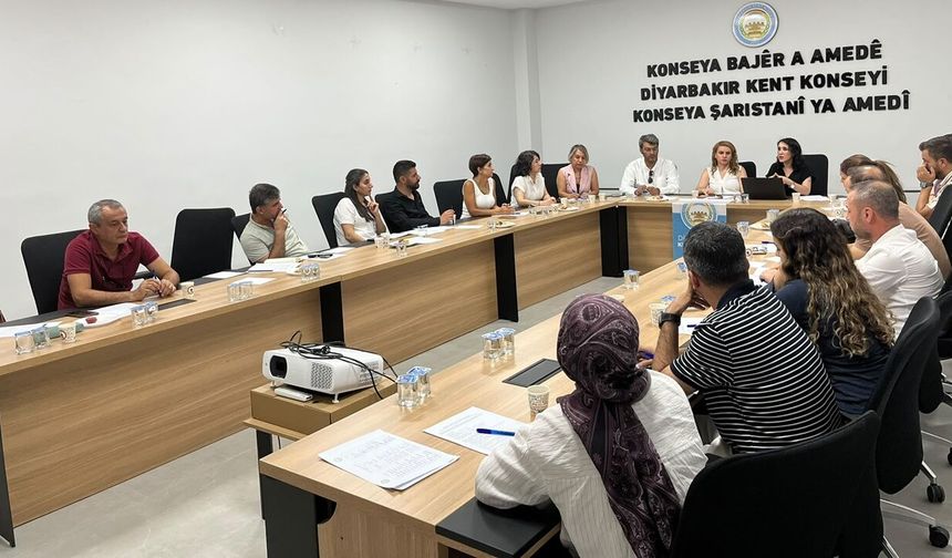 Diyarbakır’da dil politikaları ve stratejileri için ortak çalışma